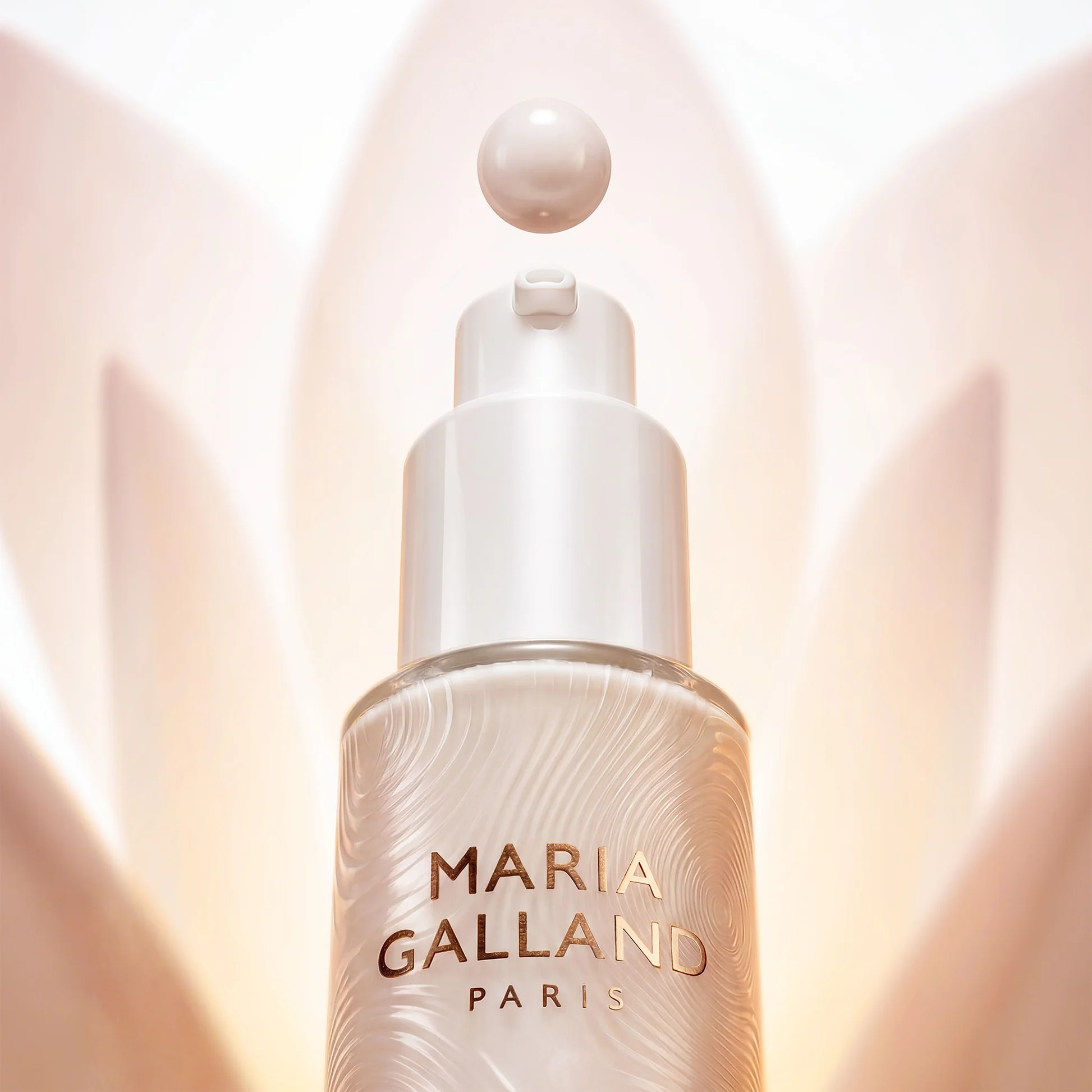 2040 LOTUSÉA The Serum - Image 3